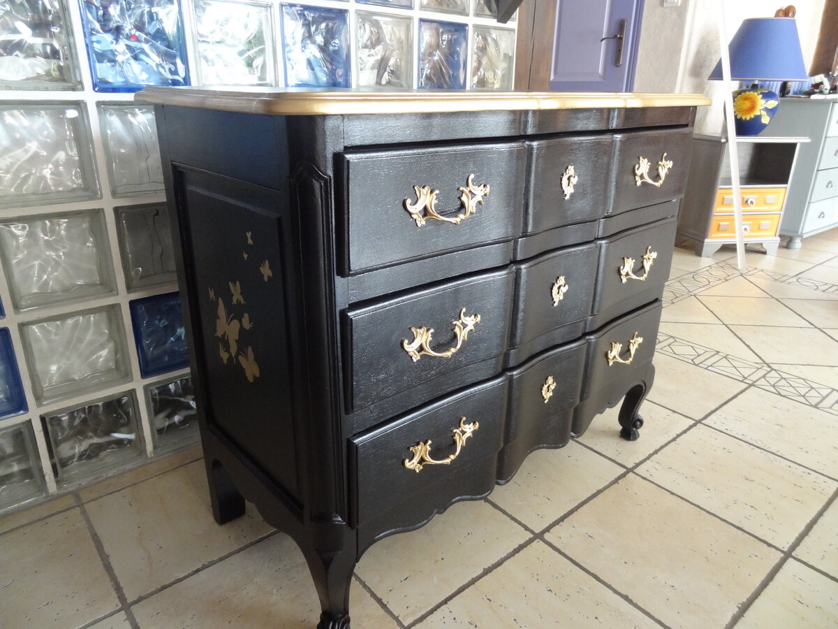 Relooking commode ancienne or et noir